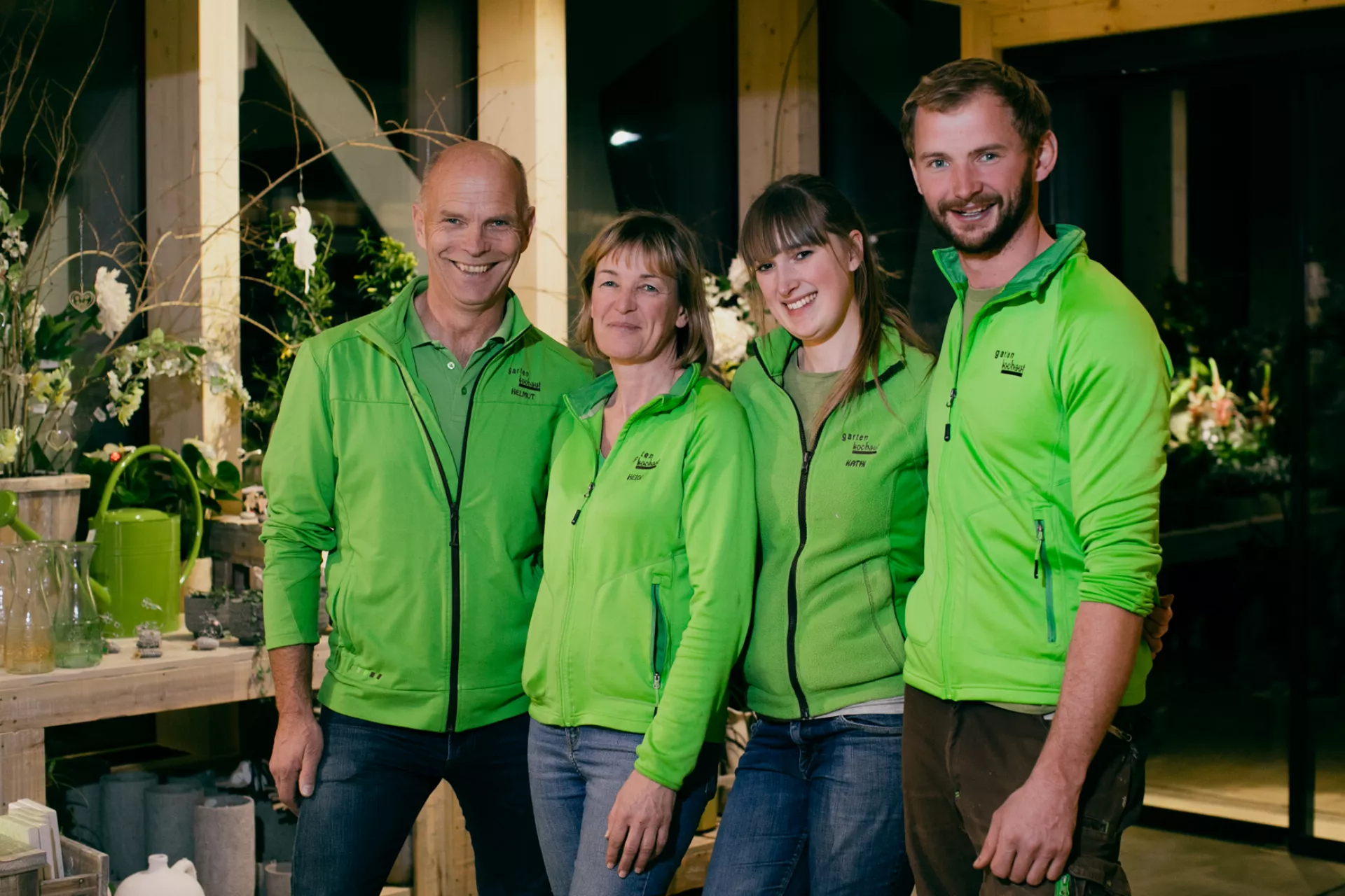 Erfahren Sie mehr Ã¼ber uns: vier Mitarbeiter von Garten Kochauf.